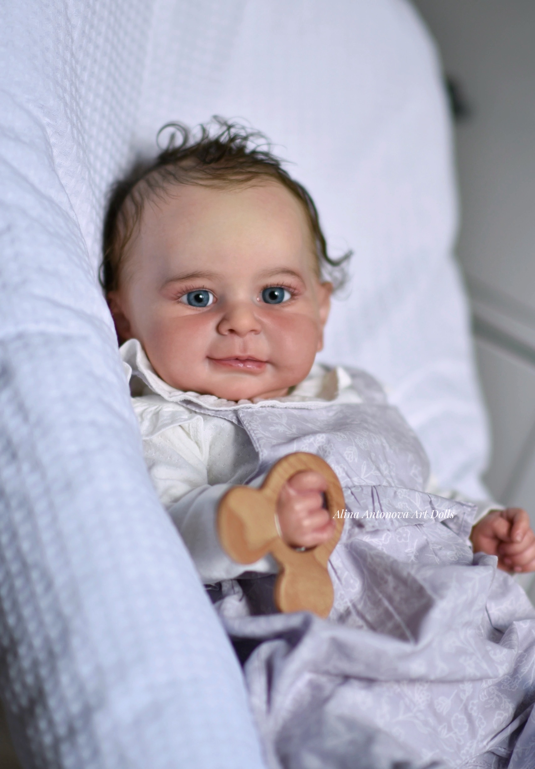 طقم دمية ريبورن زوي غير مطلية  - مراجعة Zoe Baby Products وسعره